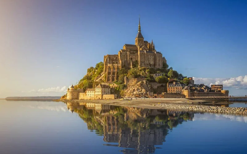 Guia Luxuoso de Viagem pela França